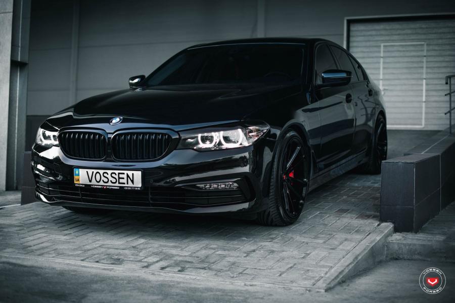  BMW 5-Series on Vossen Wheels (CG-203) 2017 года  (фото 3 из 20)